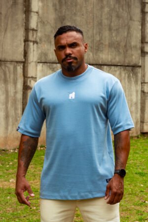 CAMISETA OVERSIZED ESSENTIAL- AZUL BEBÊ