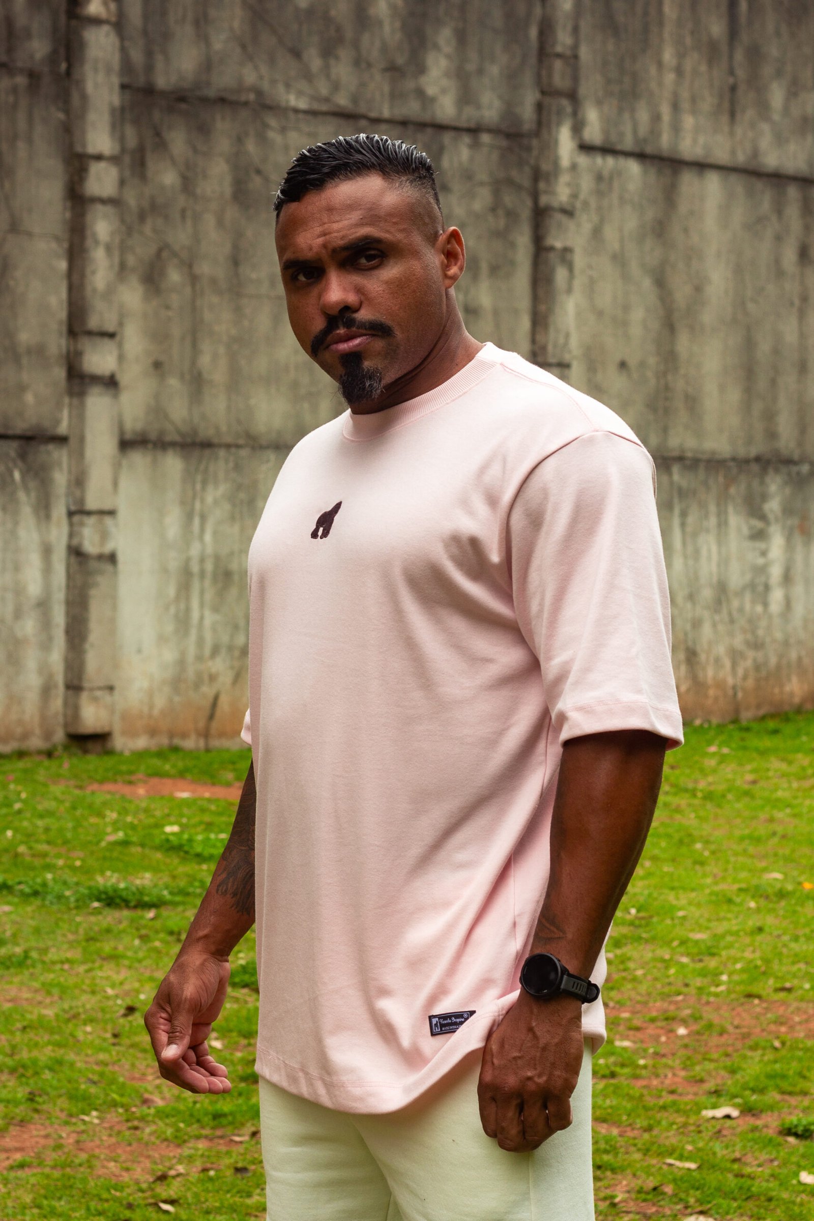 CAMISETA OVERSIZED ESSENTIAL-ROSA - Imagem 3