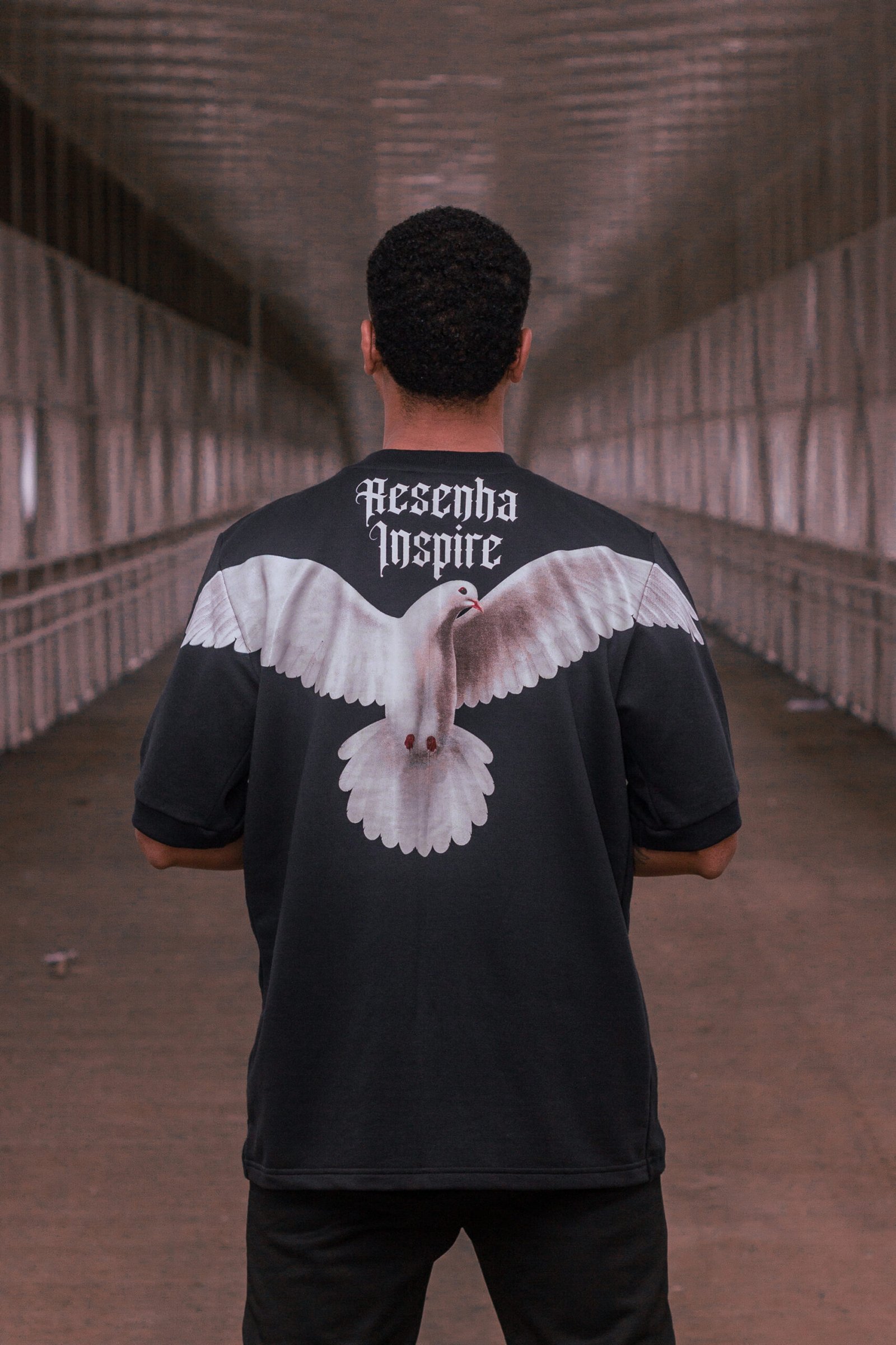 CAMISETA OVERSIZED PEACE-BLACK