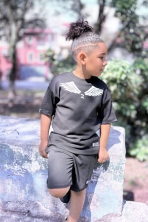 CAMISETA OVER KIDS WINGS BLACK