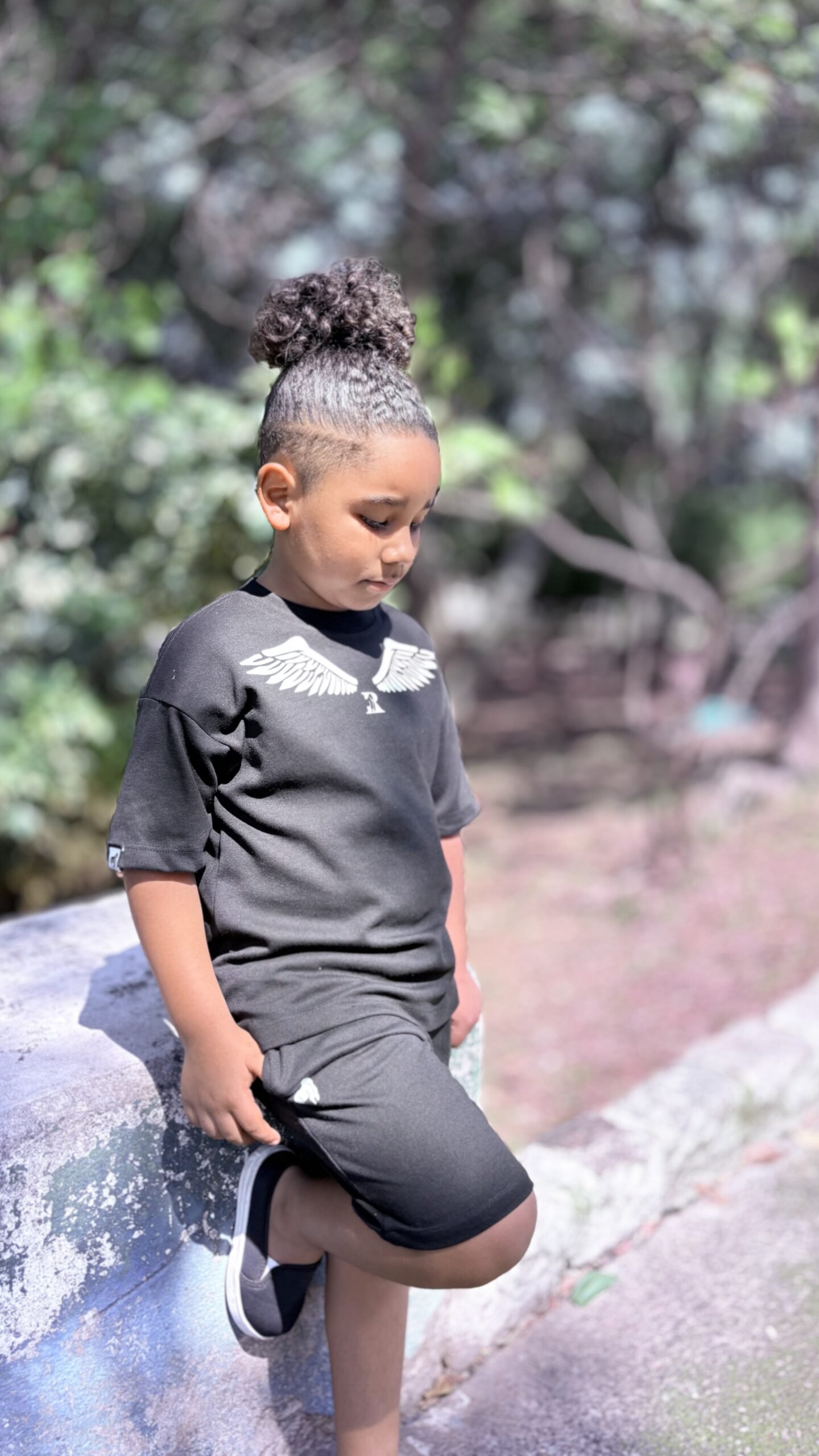 CAMISETA OVER KIDS WINGS BLACK - Imagem 4