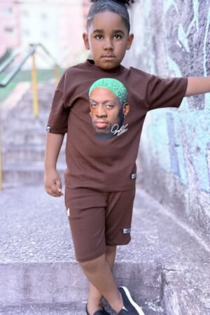 CAMISETA OVER KIDS D.RODMAN-MARROM